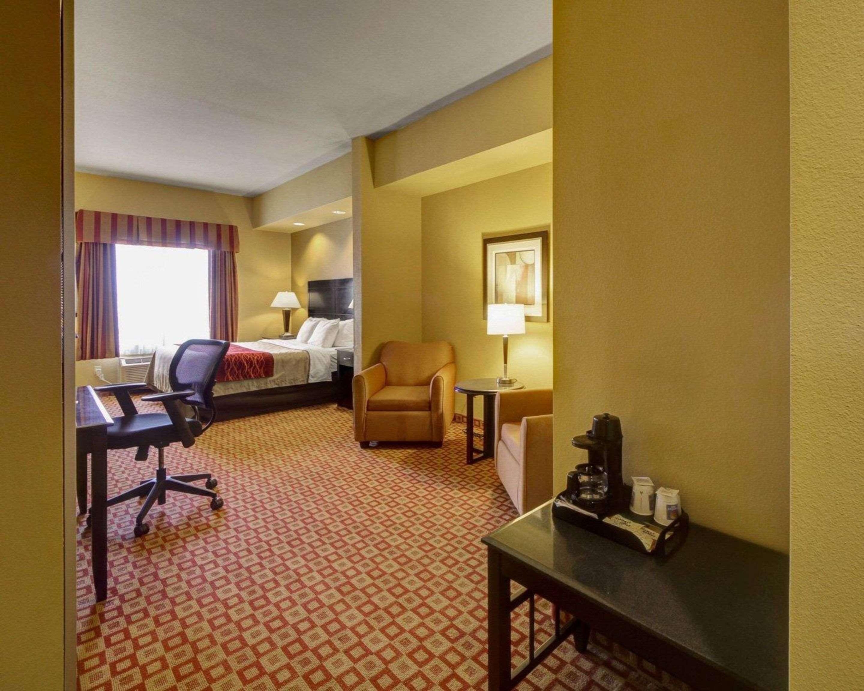 Comfort Inn & Suites Donna near I-2 Esterno foto