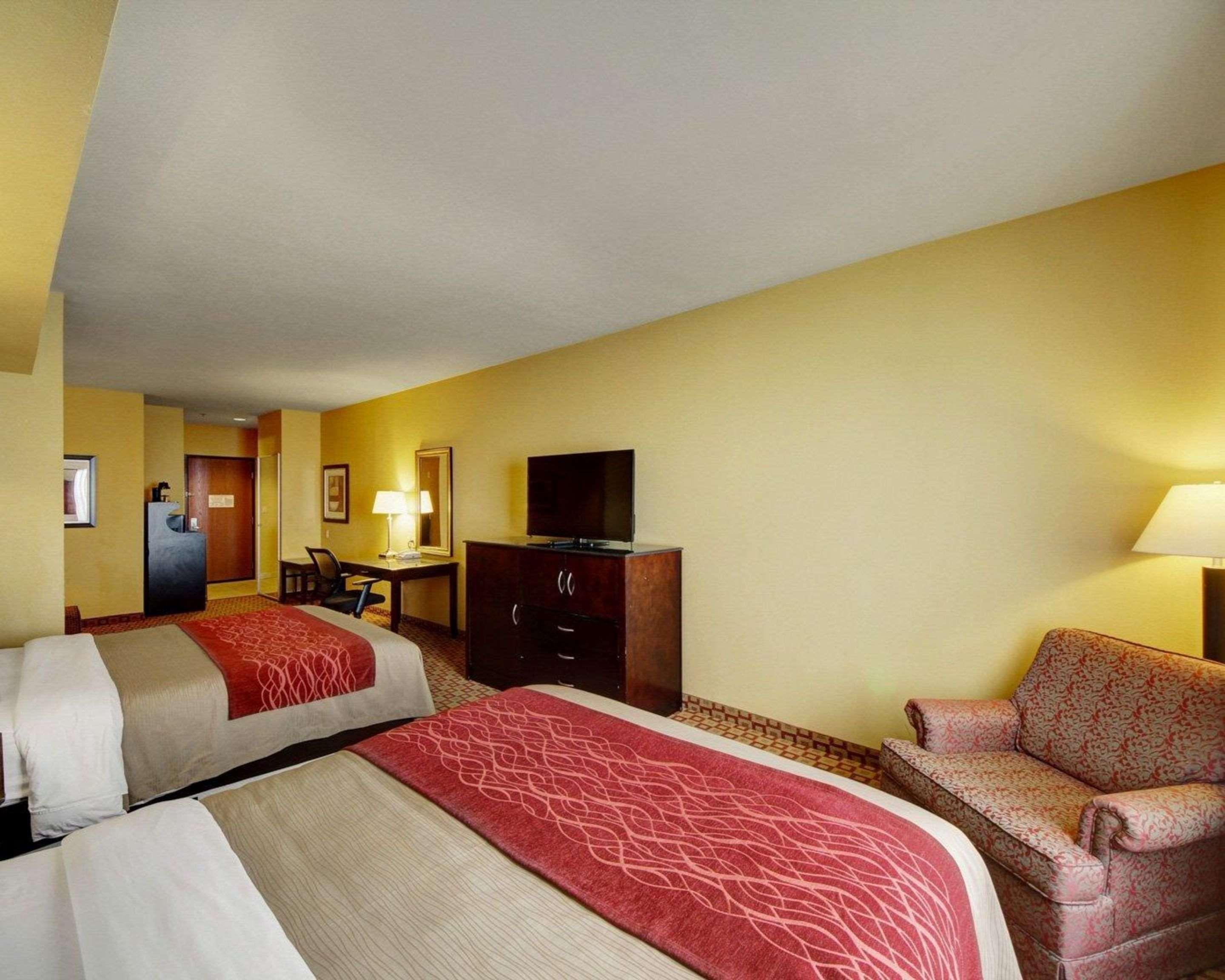 Comfort Inn & Suites Donna near I-2 Esterno foto