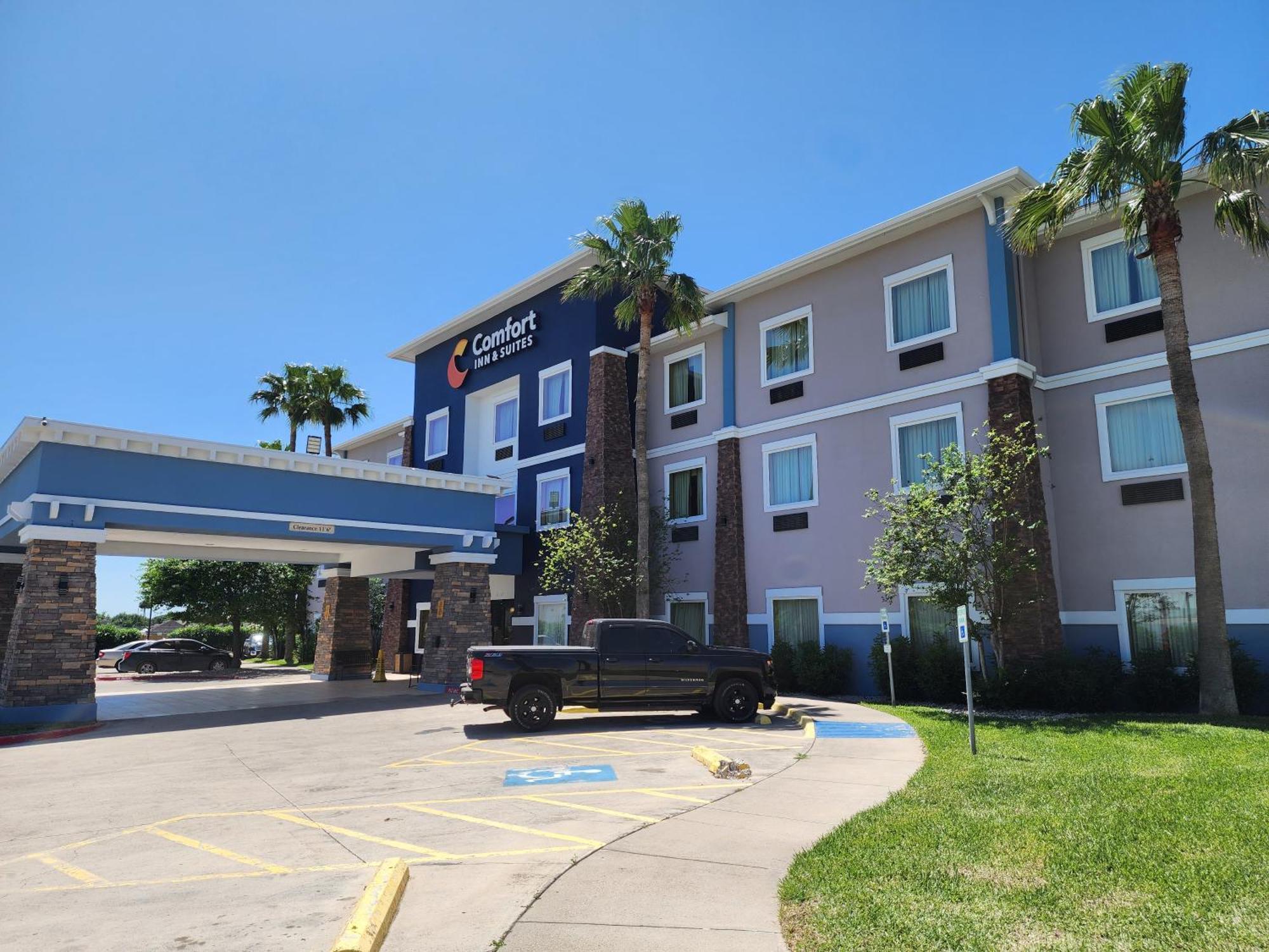 Comfort Inn & Suites Donna near I-2 Esterno foto
